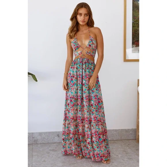 💐 Hello Molly, Free Flight Floral Strappy Maxi Dress - Picture 4 of 16